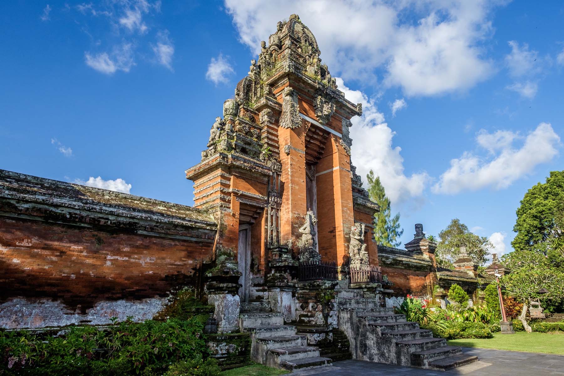 Taman Ayun temple